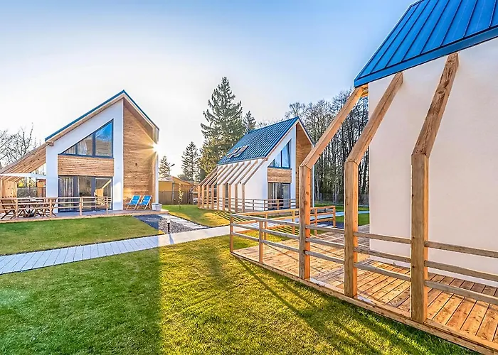 Feriehus Amazing In With Kitchen Nowecin